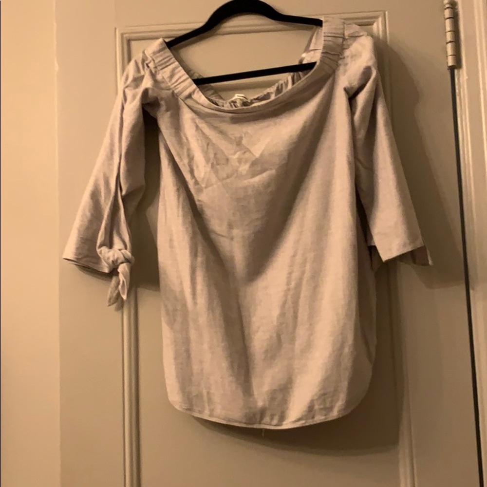 Off the shoulder grey Club Monaco shirt